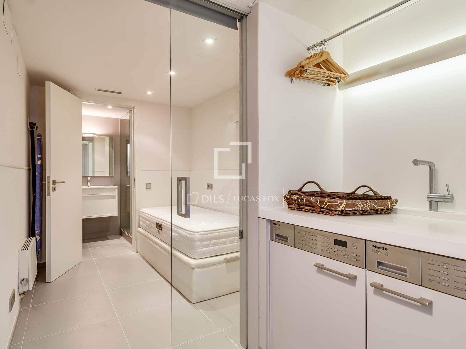 3 bedroom Apartment for rent in Barcelona city with pool garage - € 9,750 (Ref: 9628126)