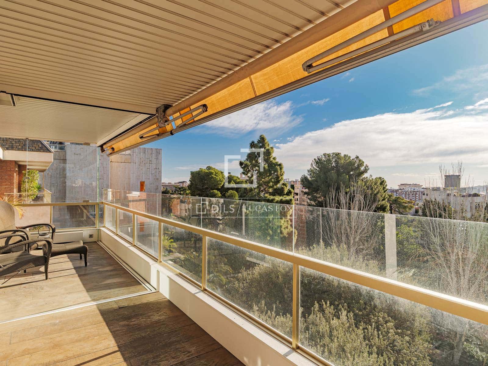 3 bedroom Apartment for rent in Barcelona city with pool garage - € 9,750 (Ref: 9628126)