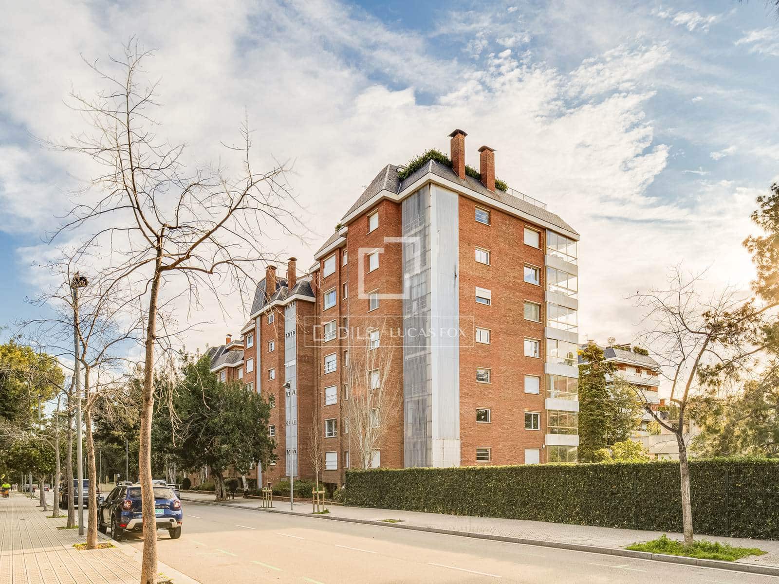 3 bedroom Apartment for rent in Barcelona city with pool garage - € 9,750 (Ref: 9628126)