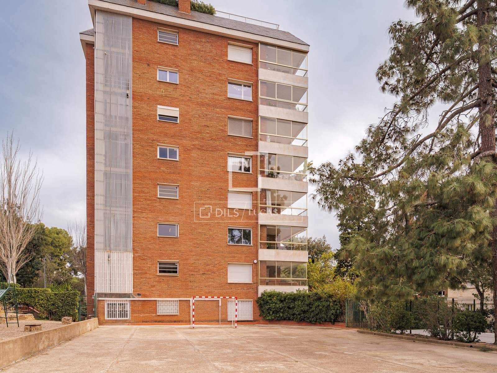 3 bedroom Apartment for rent in Barcelona city with pool garage - € 9,750 (Ref: 9628126)