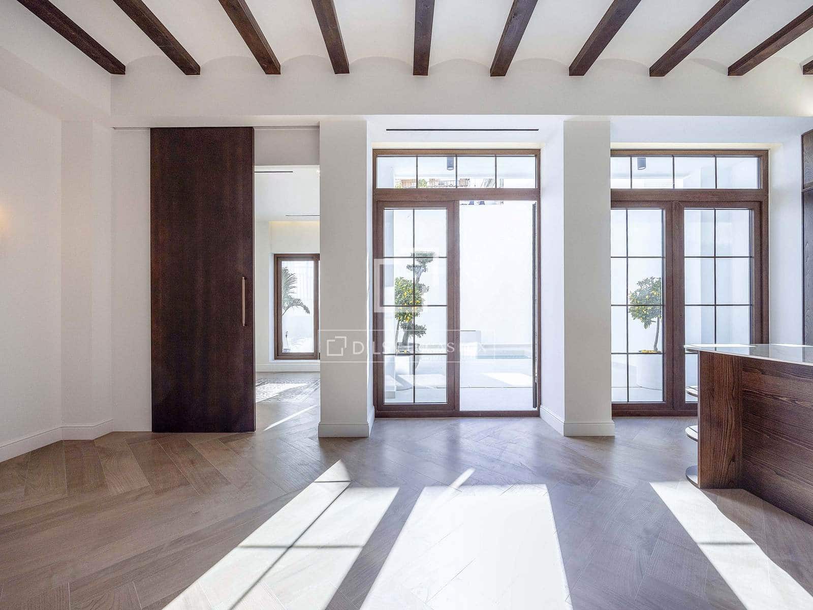 2 Zimmer Apartment zu verkaufen in Valencia Stadt mit Pool - 760.000 € (Ref: 9628128)