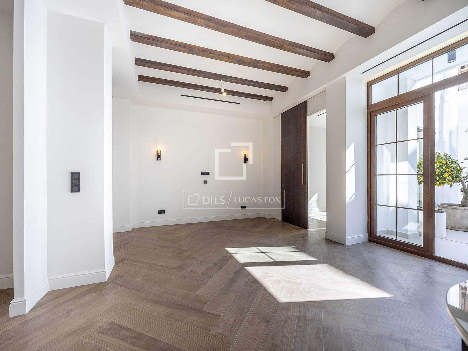 2 Zimmer Apartment zu verkaufen in Valencia Stadt mit Pool - 760.000 € (Ref: 9628128)