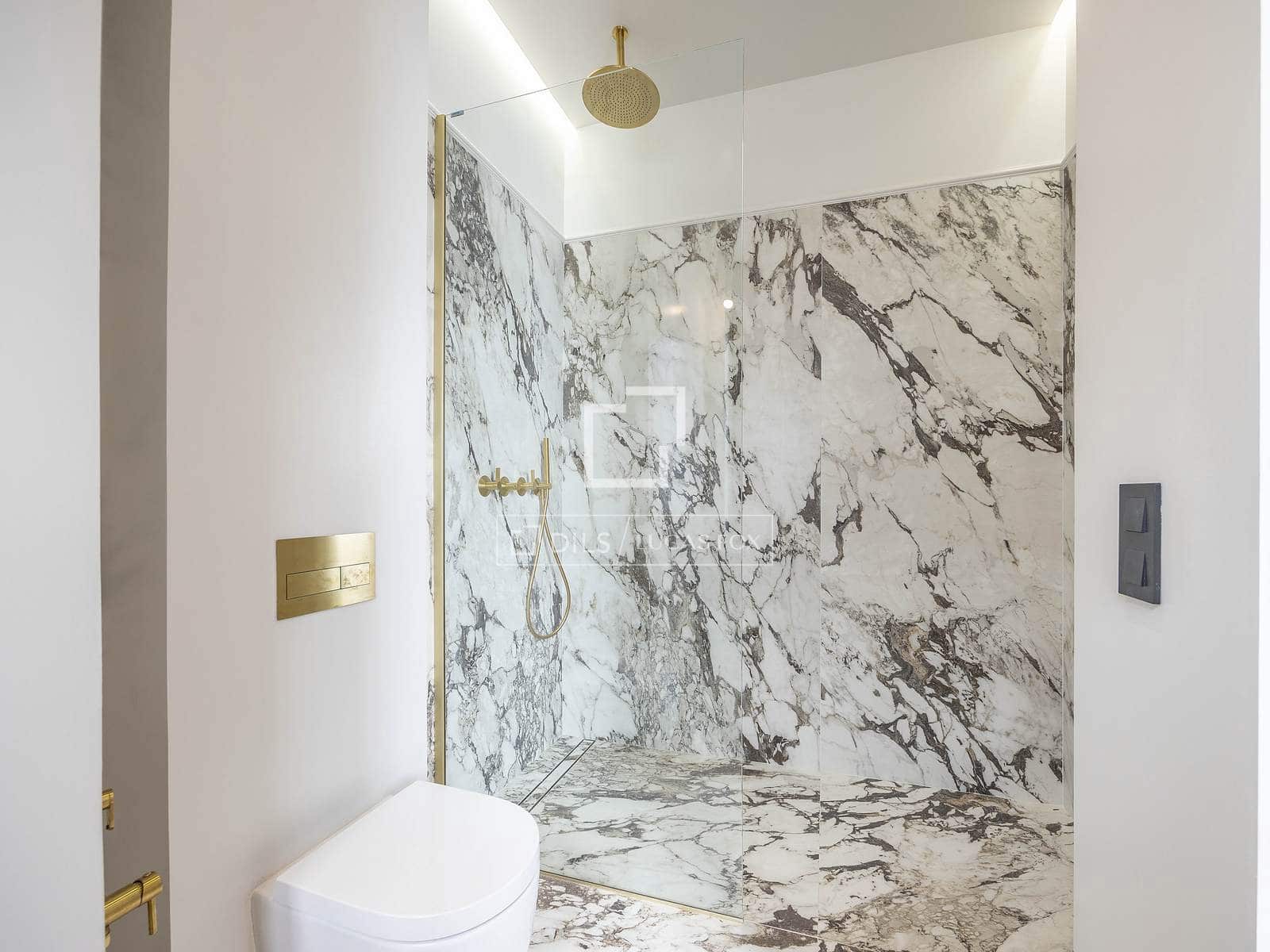 2 Zimmer Apartment zu verkaufen in Valencia Stadt mit Pool - 760.000 € (Ref: 9628128)