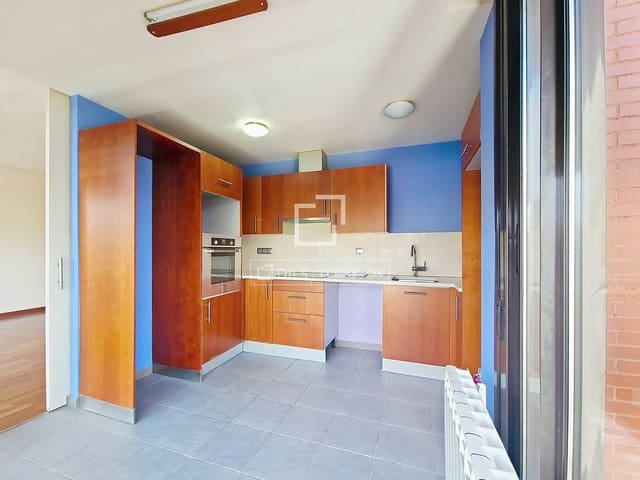 3 sovrum Lägenhet till salu i Vilanova i la Geltrú med garage - 360 000 € (Ref: 9628129)