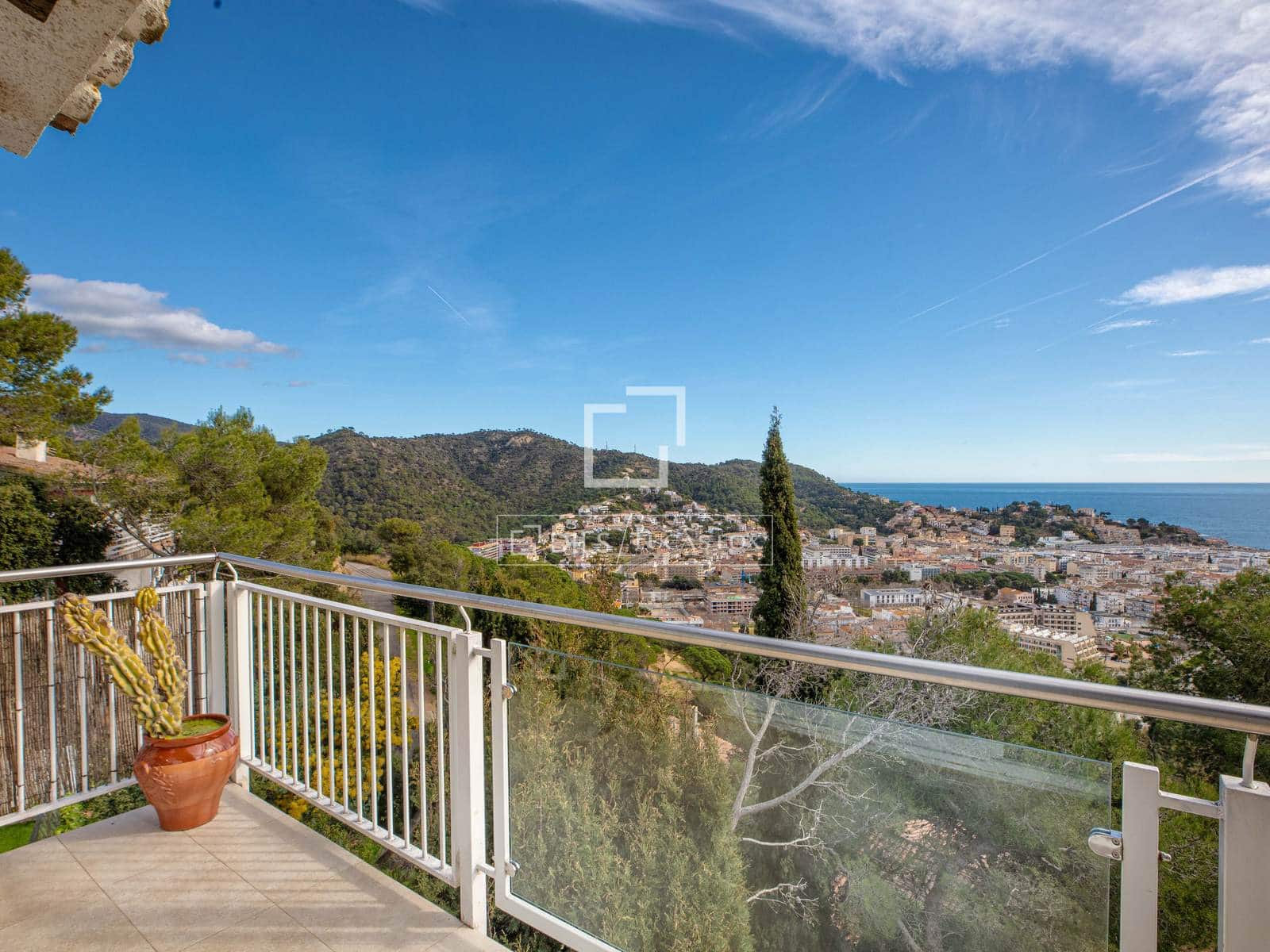 2 makuuhuone Huvila myytävänä paikassa Tossa de Mar mukana 
autotalli - 420 000 € (Ref: 9628130)