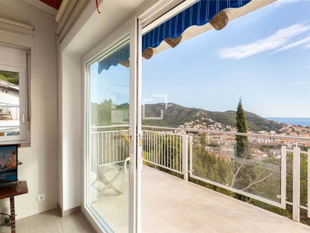 2 makuuhuone Huvila myytävänä paikassa Tossa de Mar mukana 
autotalli - 420 000 € (Ref: 9628130)