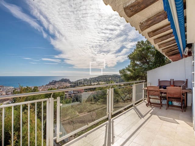 2 makuuhuone Huvila myytävänä paikassa Tossa de Mar mukana 
autotalli - 420 000 € (Ref: 9628130)