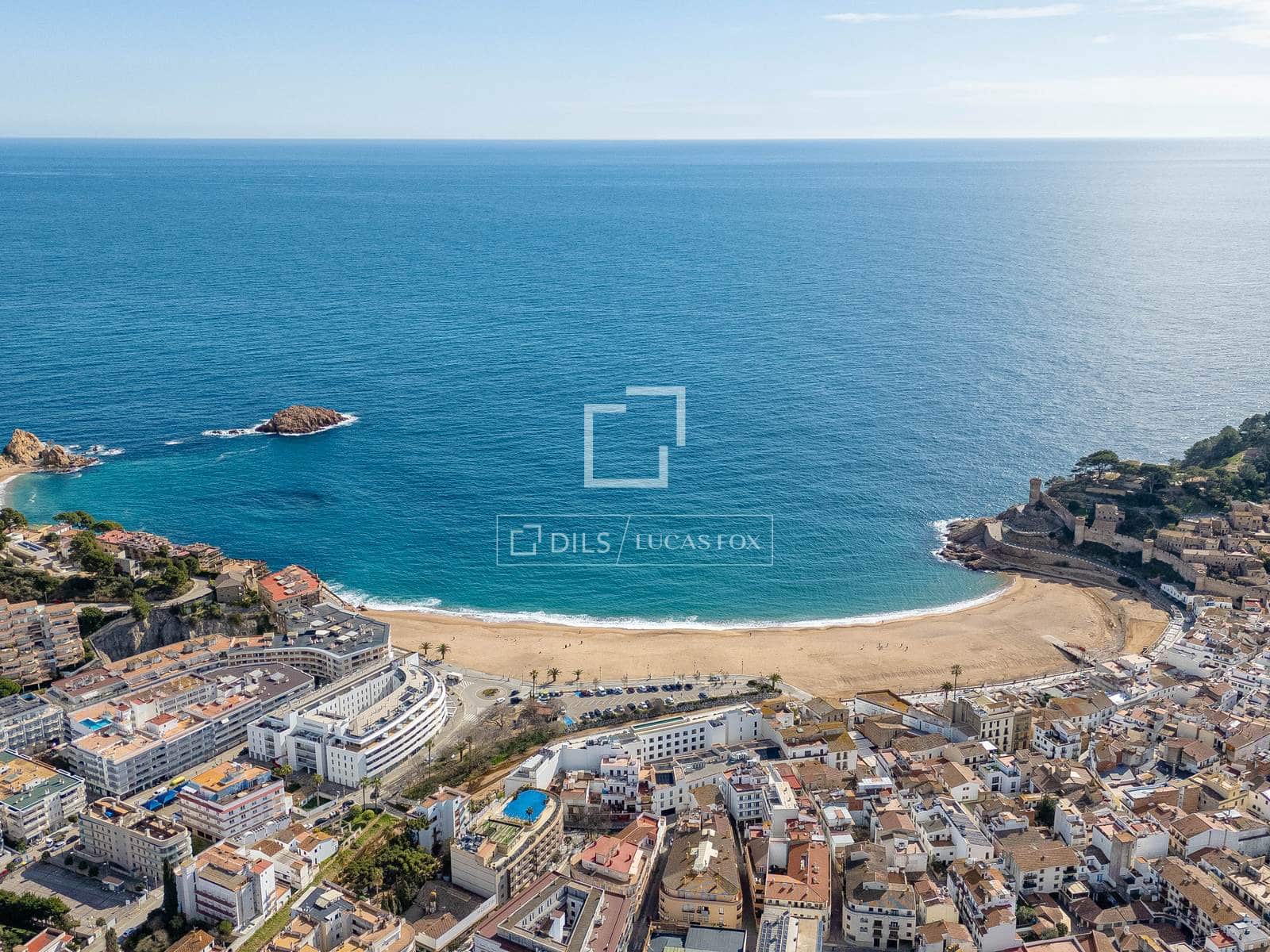 2 makuuhuone Huvila myytävänä paikassa Tossa de Mar mukana 
autotalli - 420 000 € (Ref: 9628130)