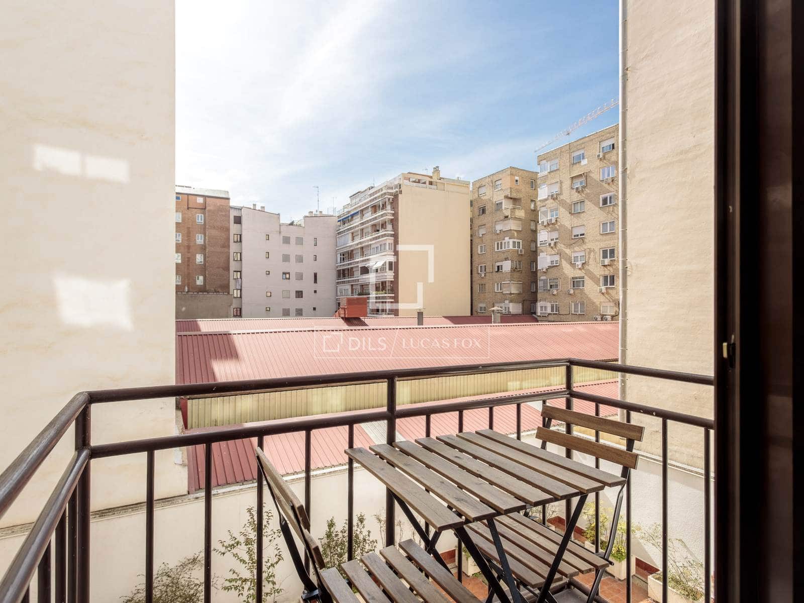 2 makuuhuone Huoneisto vuokrattavana paikassa Madrid kaupunki - 2 000 € (Ref: 9628131)