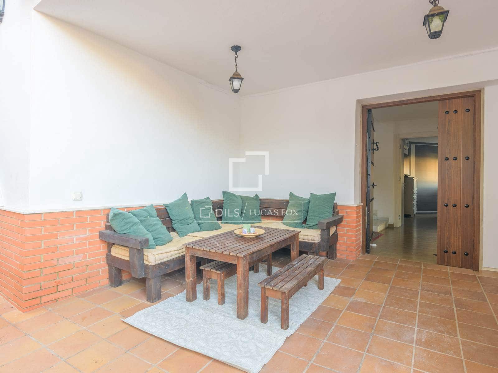 7 makuuhuone Huvila myytävänä paikassa Malaga kaupunki mukana uima-altaan 
autotalli - 1 100 000 € (Ref: 9628132)