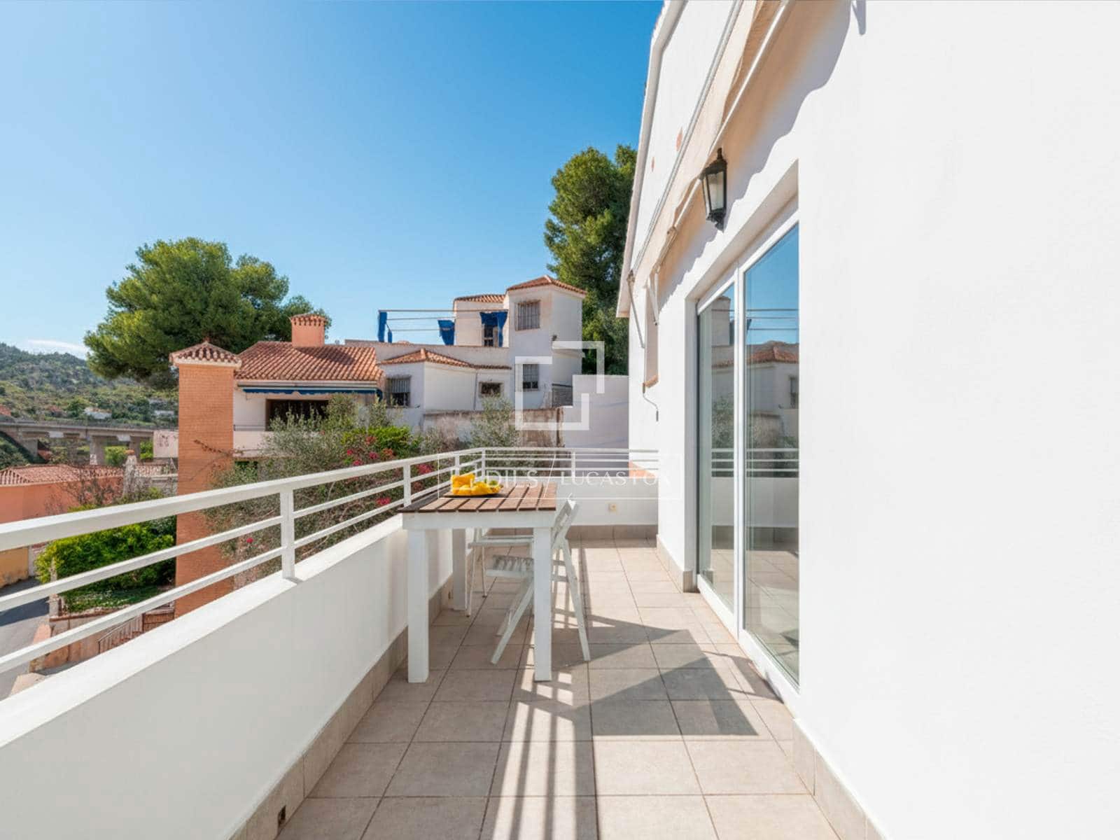 7 makuuhuone Huvila myytävänä paikassa Malaga kaupunki mukana uima-altaan 
autotalli - 1 100 000 € (Ref: 9628132)