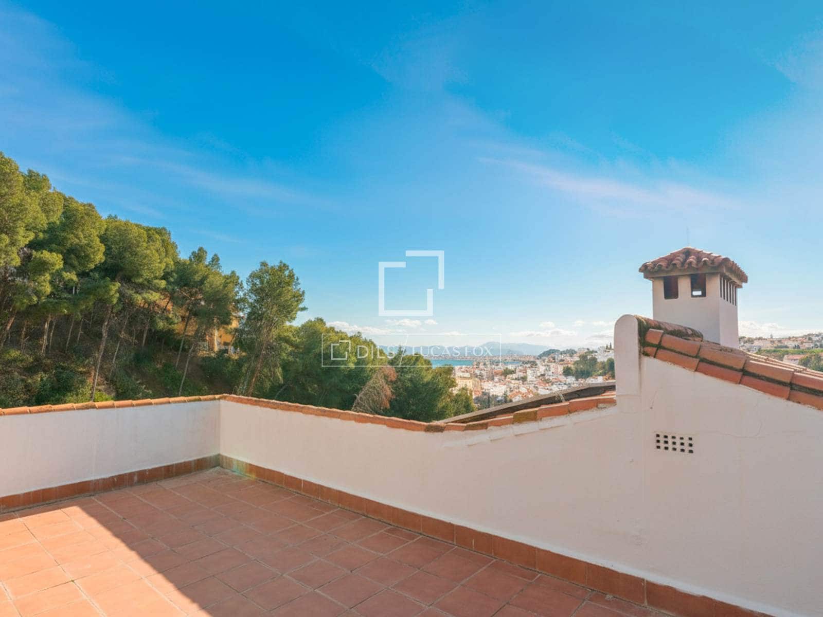 7 makuuhuone Huvila myytävänä paikassa Malaga kaupunki mukana uima-altaan 
autotalli - 1 100 000 € (Ref: 9628132)