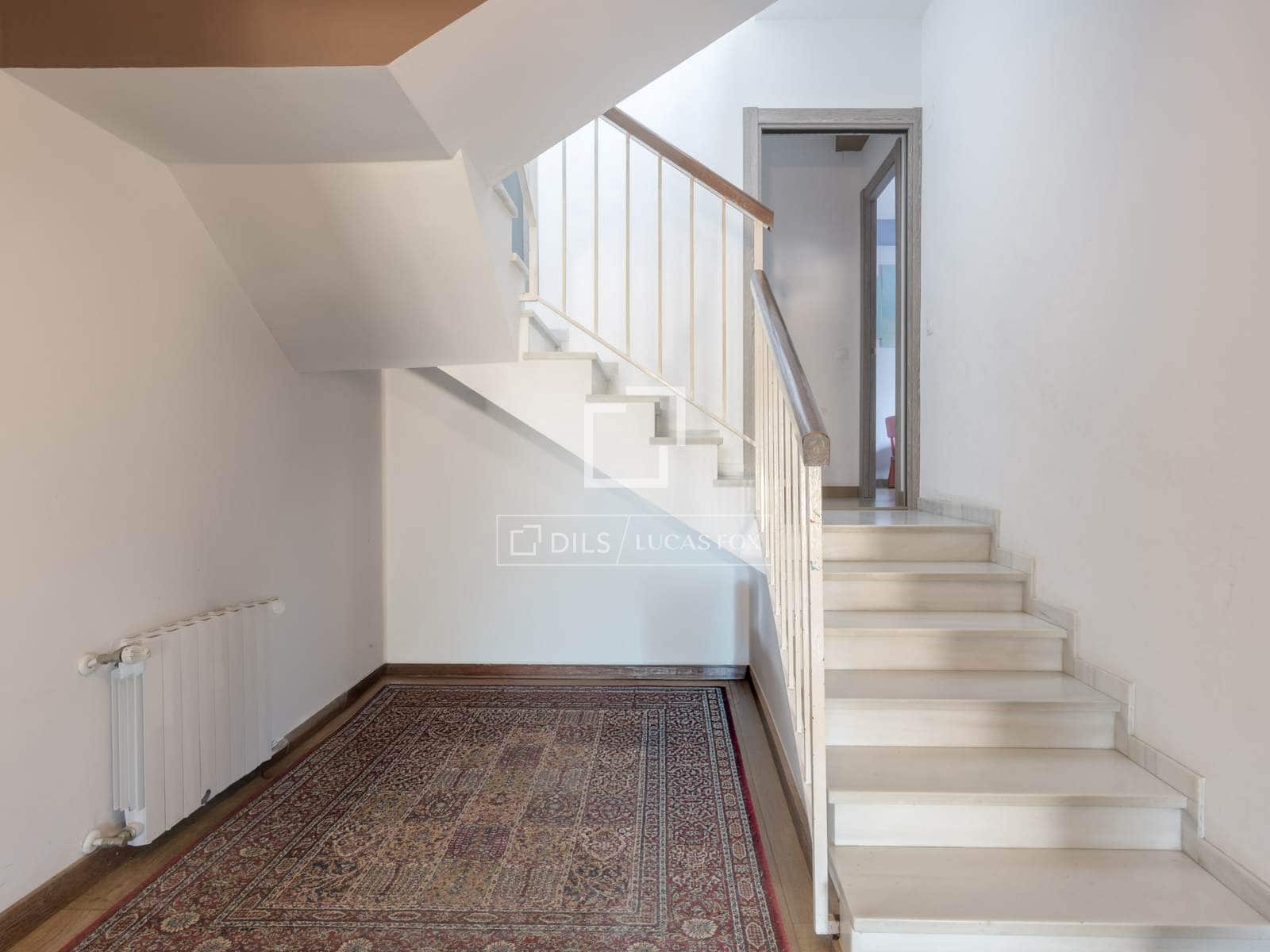 7 makuuhuone Huvila myytävänä paikassa Malaga kaupunki mukana uima-altaan 
autotalli - 1 100 000 € (Ref: 9628132)