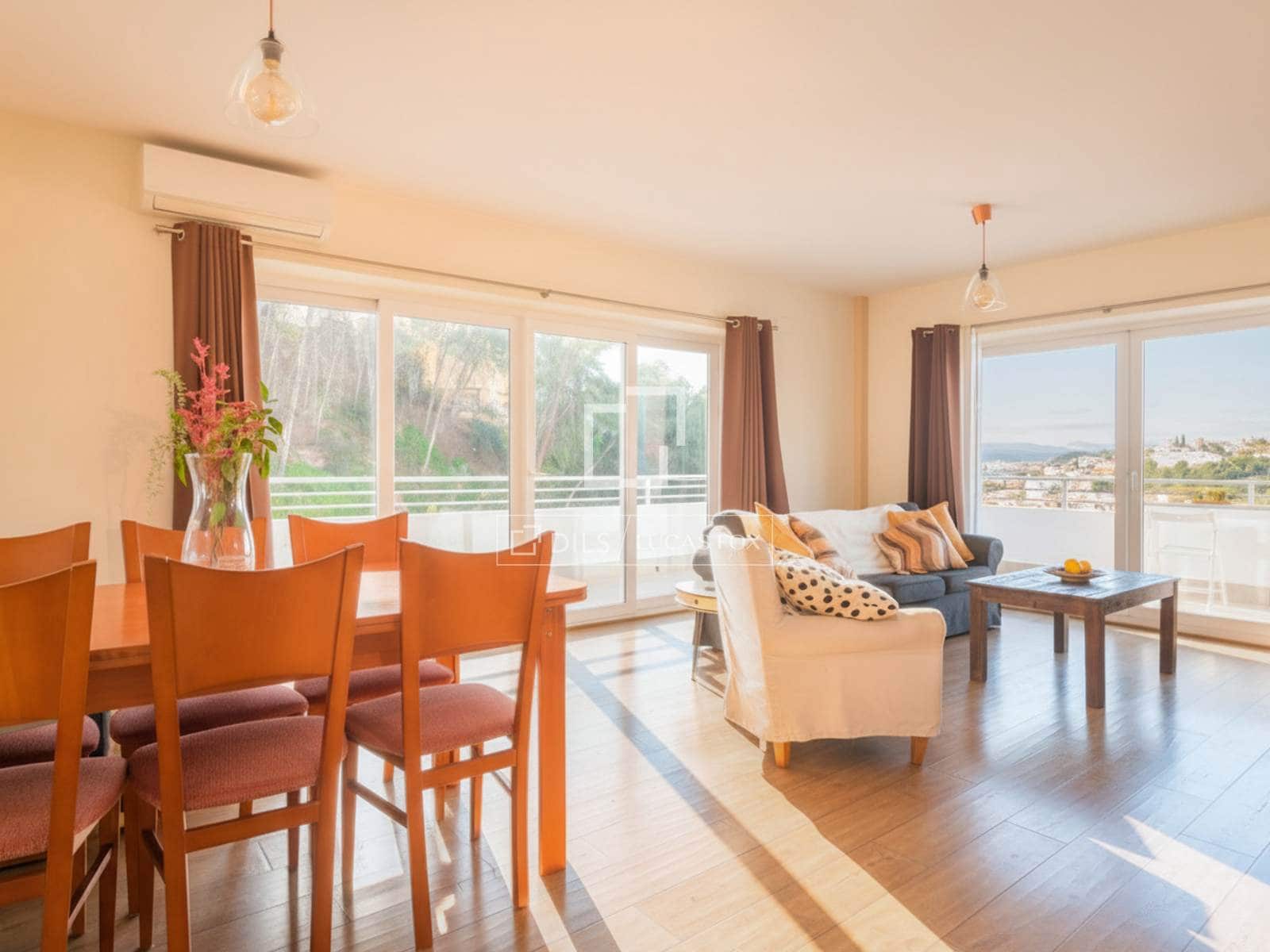 7 makuuhuone Huvila myytävänä paikassa Malaga kaupunki mukana uima-altaan 
autotalli - 1 100 000 € (Ref: 9628132)