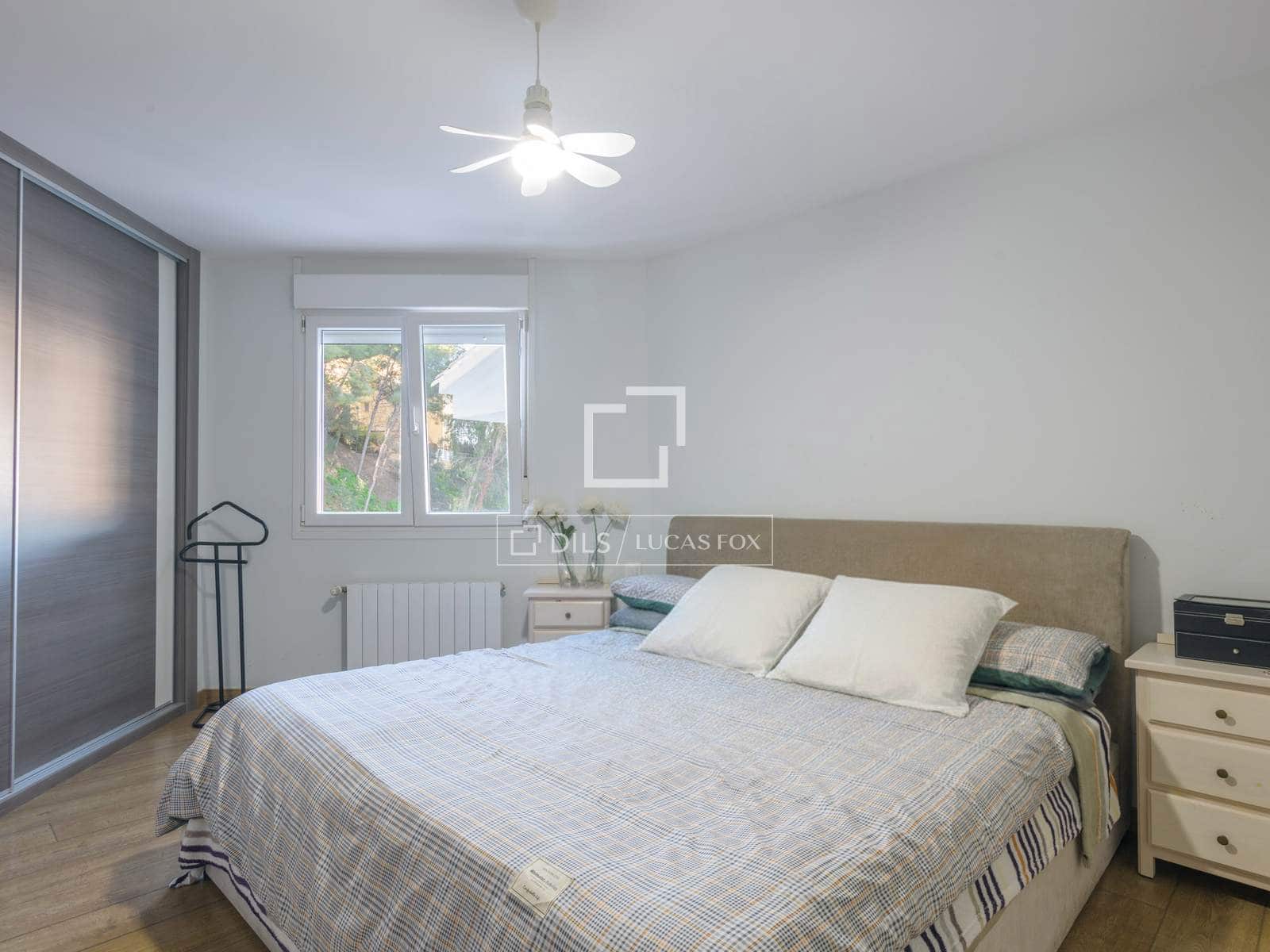 7 makuuhuone Huvila myytävänä paikassa Malaga kaupunki mukana uima-altaan 
autotalli - 1 100 000 € (Ref: 9628132)