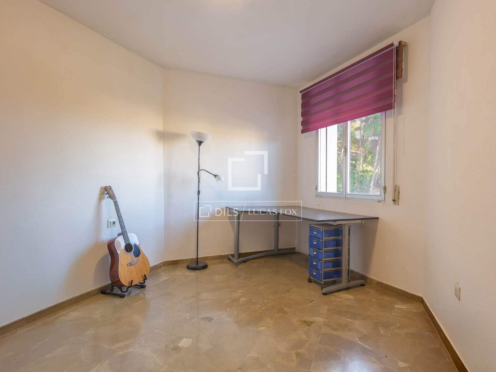 7 makuuhuone Huvila myytävänä paikassa Malaga kaupunki mukana uima-altaan 
autotalli - 1 100 000 € (Ref: 9628132)