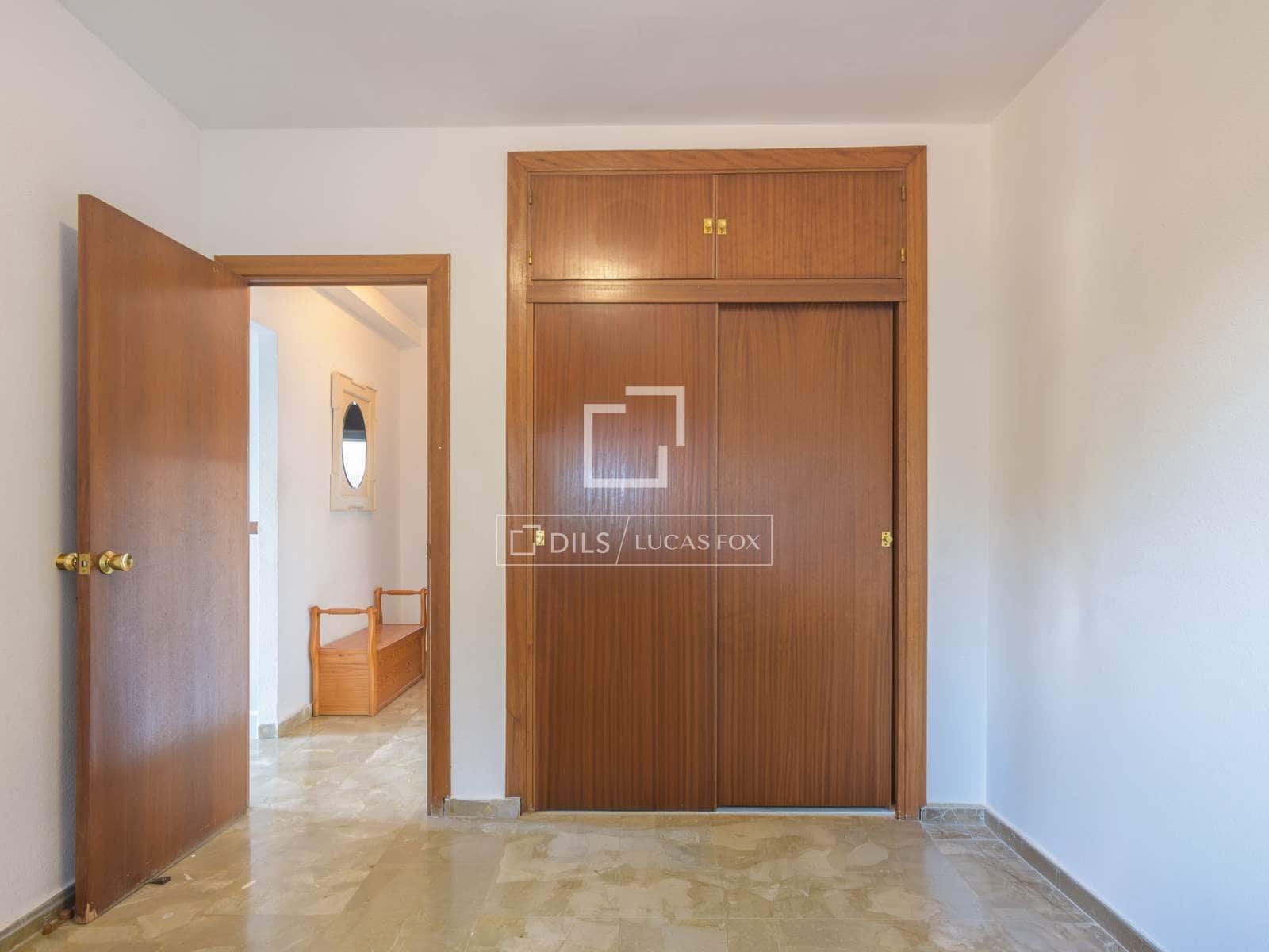 7 makuuhuone Huvila myytävänä paikassa Malaga kaupunki mukana uima-altaan 
autotalli - 1 100 000 € (Ref: 9628132)