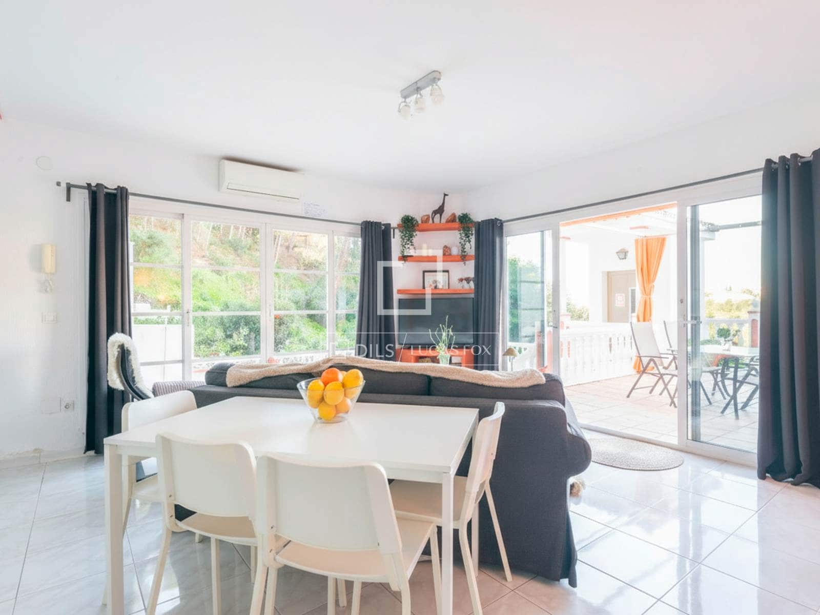 7 makuuhuone Huvila myytävänä paikassa Malaga kaupunki mukana uima-altaan 
autotalli - 1 100 000 € (Ref: 9628132)