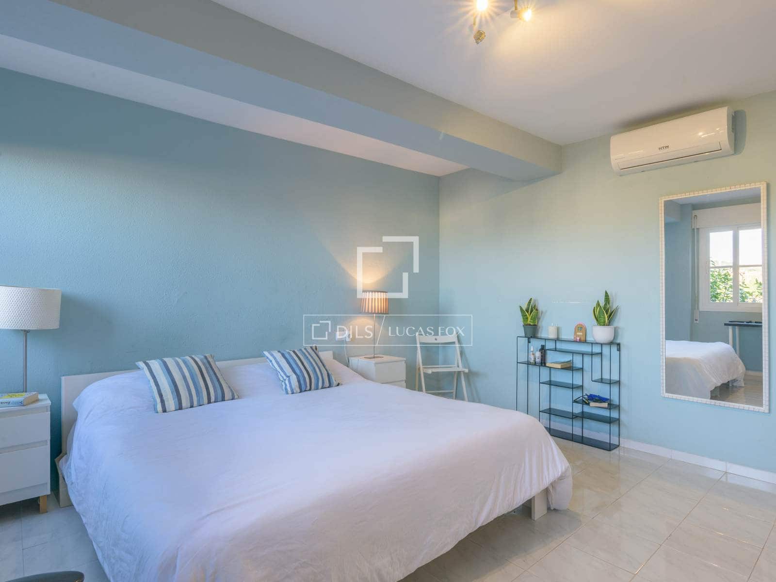 7 makuuhuone Huvila myytävänä paikassa Malaga kaupunki mukana uima-altaan 
autotalli - 1 100 000 € (Ref: 9628132)