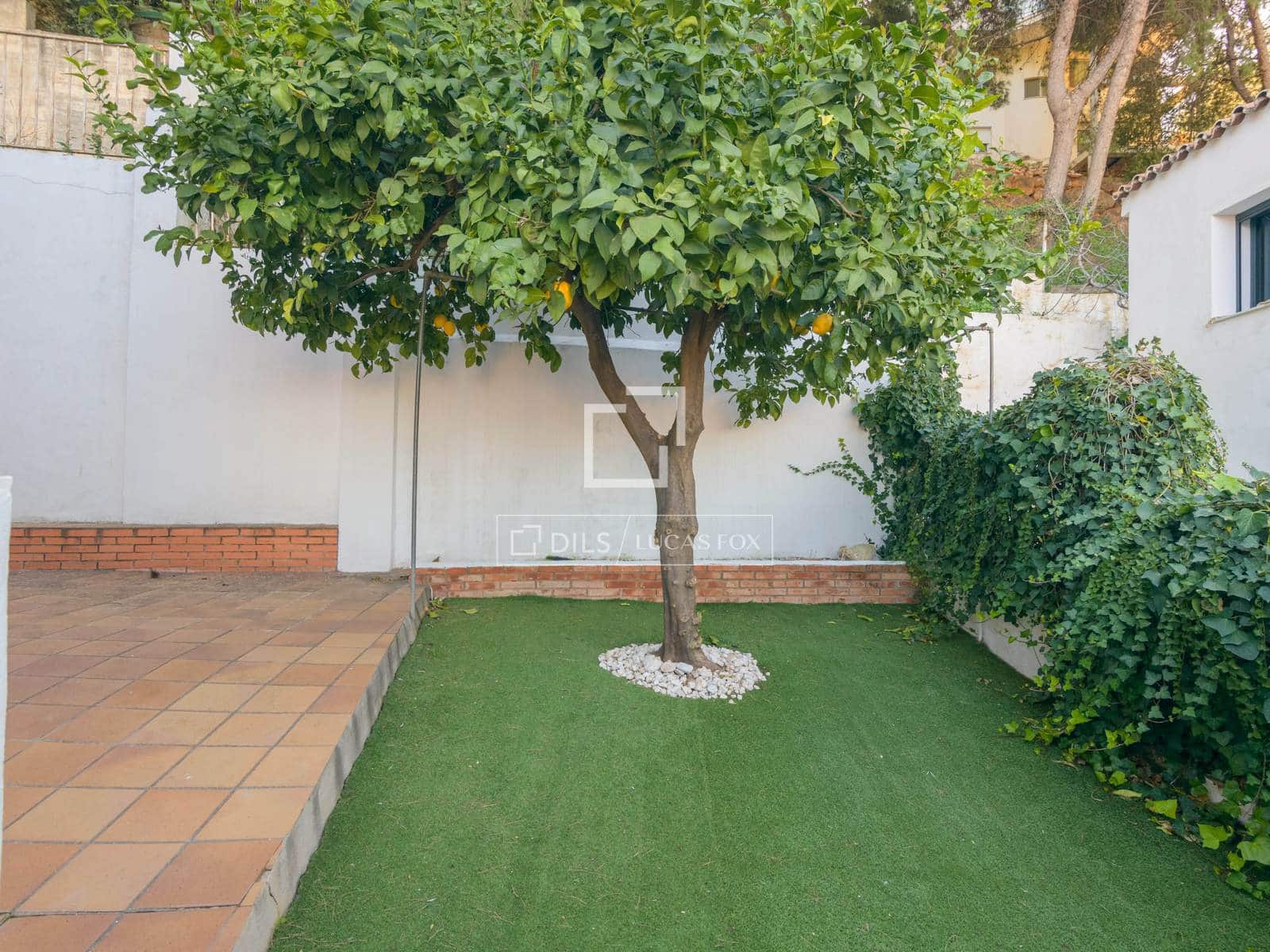 7 makuuhuone Huvila myytävänä paikassa Malaga kaupunki mukana uima-altaan 
autotalli - 1 100 000 € (Ref: 9628132)