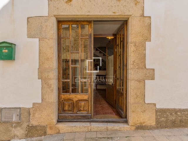 6 bedroom Villa for sale in Begur - € 890,000 (Ref: 9628278)