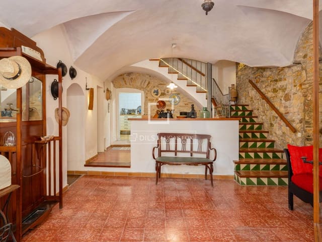 6 bedroom Villa for sale in Begur - € 890,000 (Ref: 9628278)