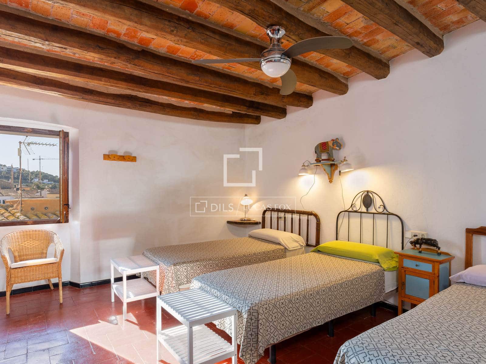 6 bedroom Villa for sale in Begur - € 890,000 (Ref: 9628278)