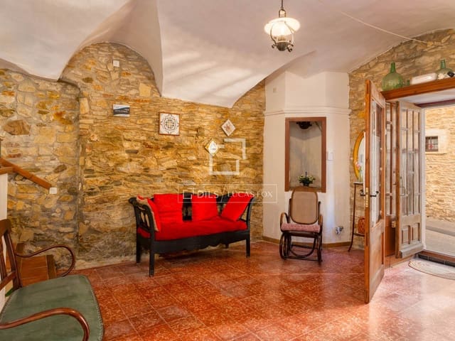 6 bedroom Villa for sale in Begur - € 890,000 (Ref: 9628278)