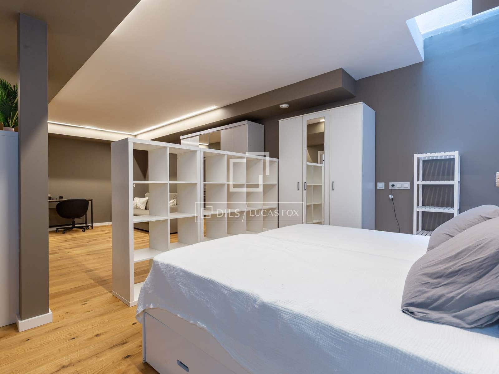 3 makuuhuone Huvila vuokrattavana paikassa Esplugues de Llobregat mukana uima-altaan 
autotalli - 4 500 € (Ref: 9628279)