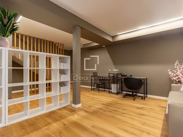 3 makuuhuone Huvila vuokrattavana paikassa Esplugues de Llobregat mukana uima-altaan 
autotalli - 4 500 € (Ref: 9628279)