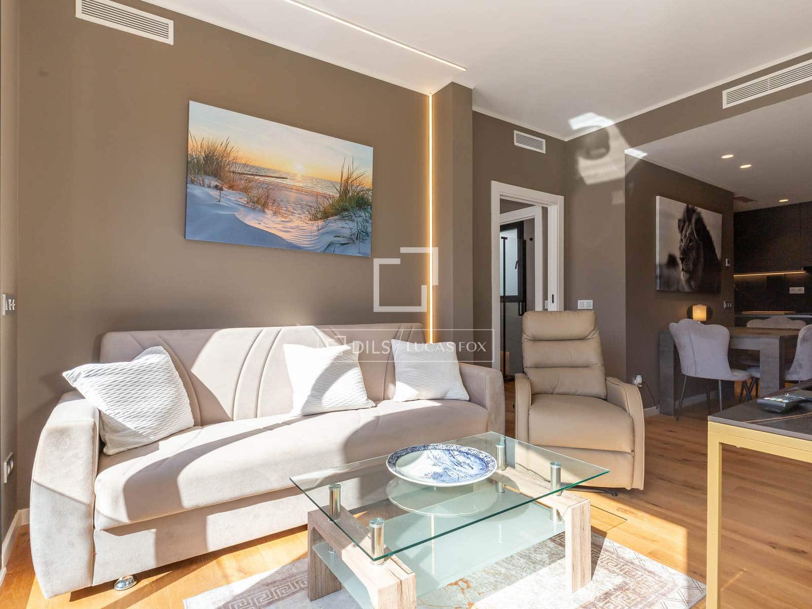 3 makuuhuone Huvila vuokrattavana paikassa Esplugues de Llobregat mukana uima-altaan 
autotalli - 4 500 € (Ref: 9628279)