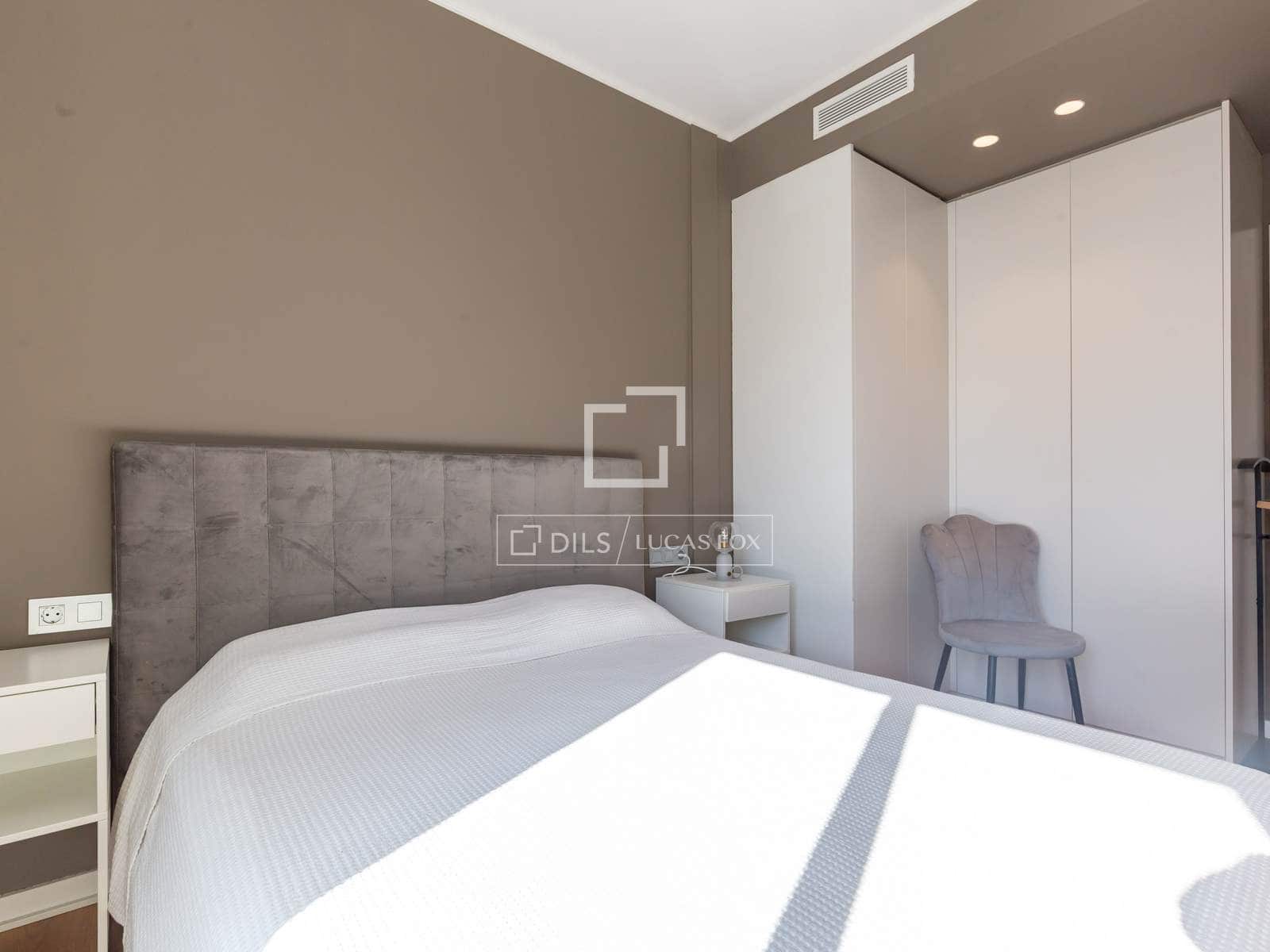 3 makuuhuone Huvila vuokrattavana paikassa Esplugues de Llobregat mukana uima-altaan 
autotalli - 4 500 € (Ref: 9628279)