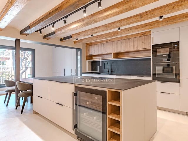 3 makuuhuone Kattohuoneisto myytävänä paikassa Barcelona kaupunki - 1 390 000 € (Ref: 9628367)