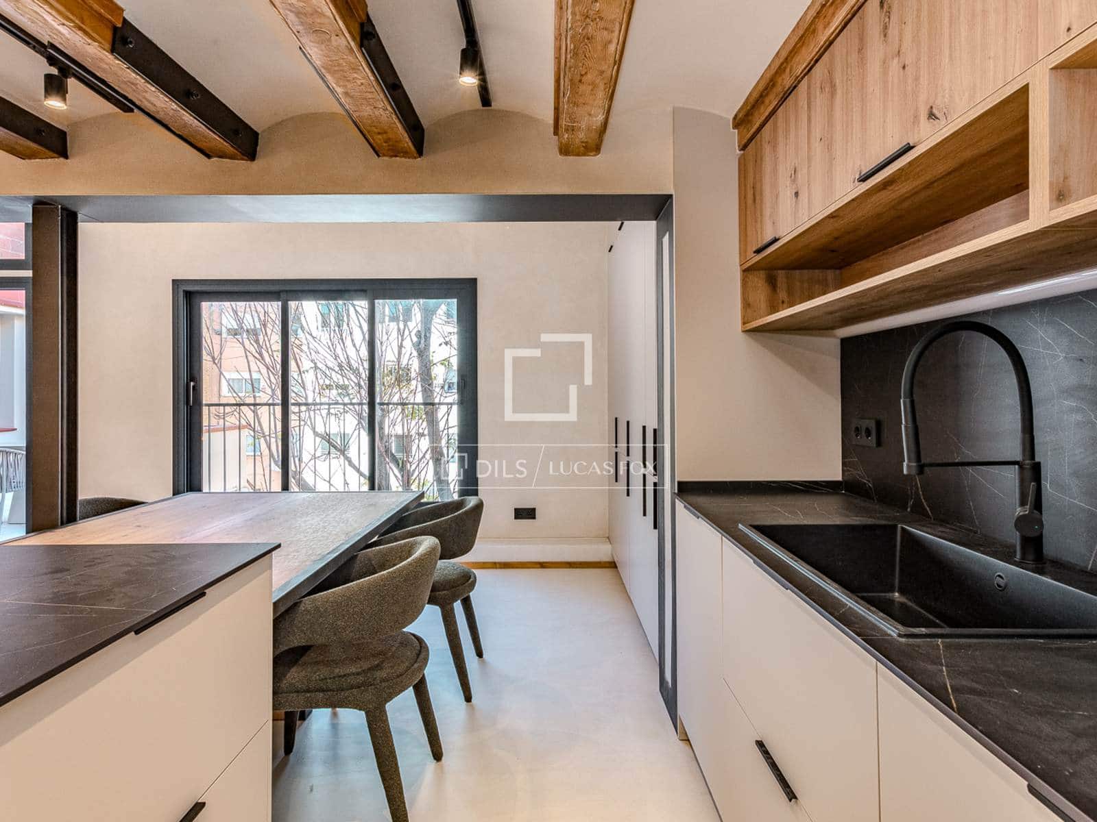 3 makuuhuone Kattohuoneisto myytävänä paikassa Barcelona kaupunki - 1 390 000 € (Ref: 9628367)