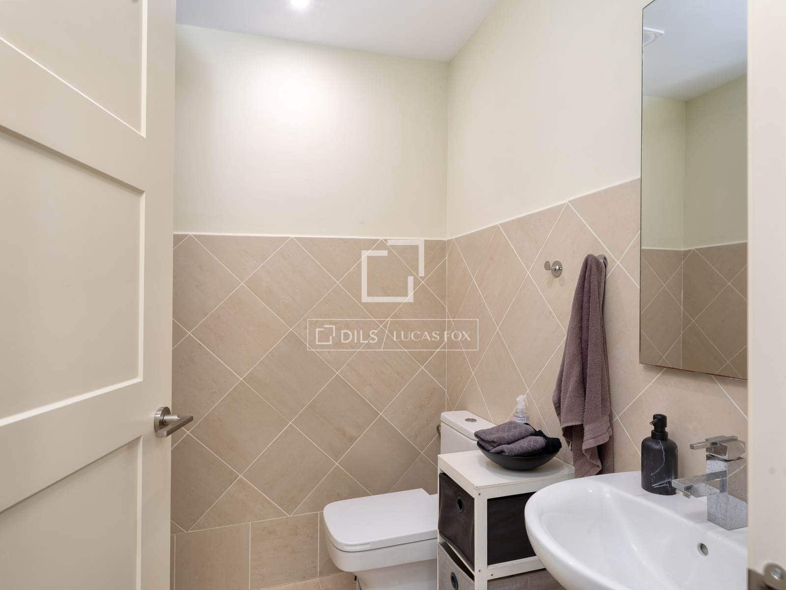 3 sypialnia Willa na sprzedaż w Lloret de Mar z basenem garażem - 690 000 € (Ref: 9628371)