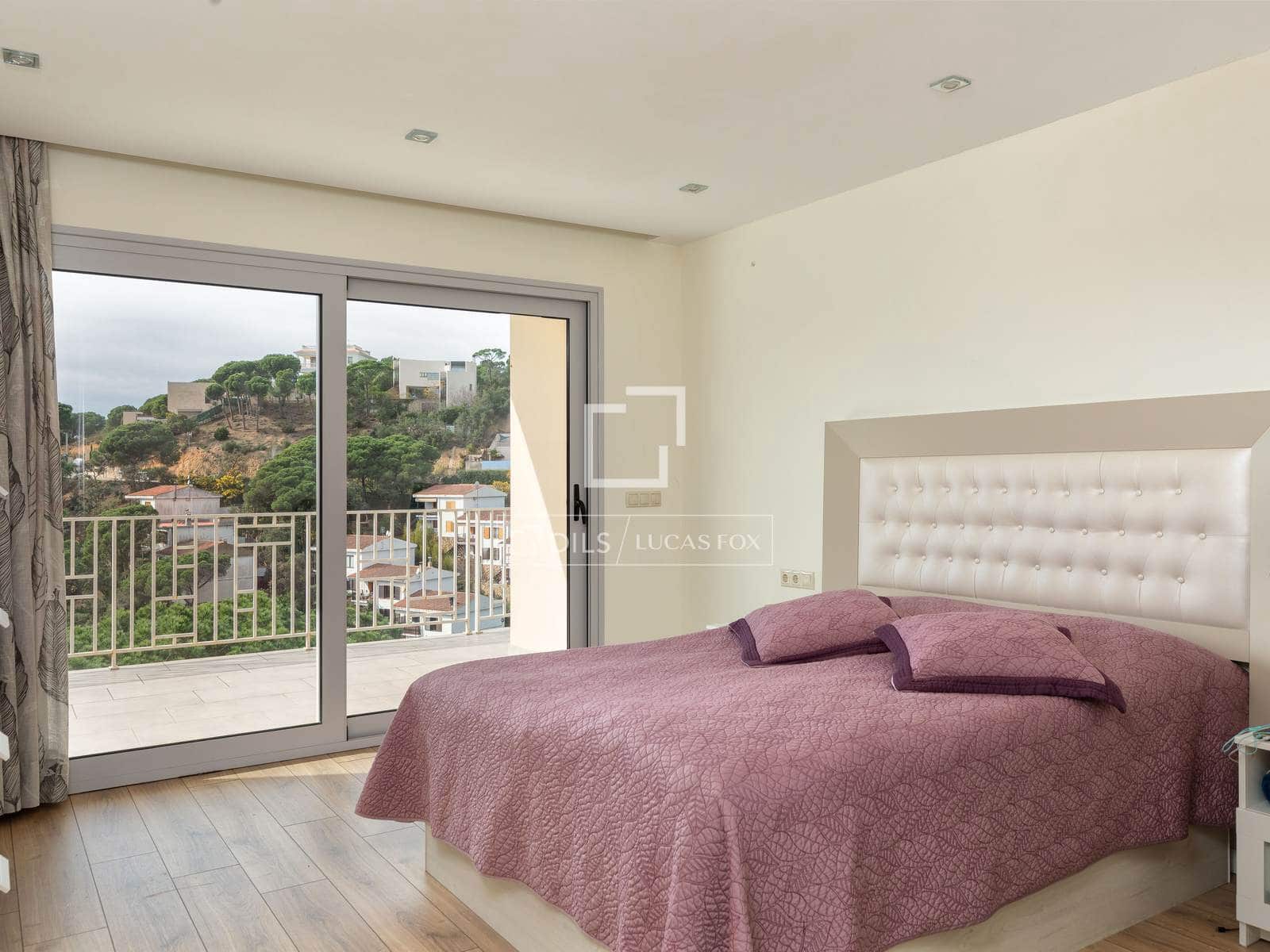 3 sypialnia Willa na sprzedaż w Lloret de Mar z basenem garażem - 690 000 € (Ref: 9628371)