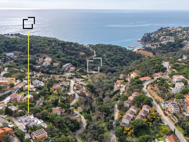 3 sypialnia Willa na sprzedaż w Lloret de Mar z basenem garażem - 690 000 € (Ref: 9628371)