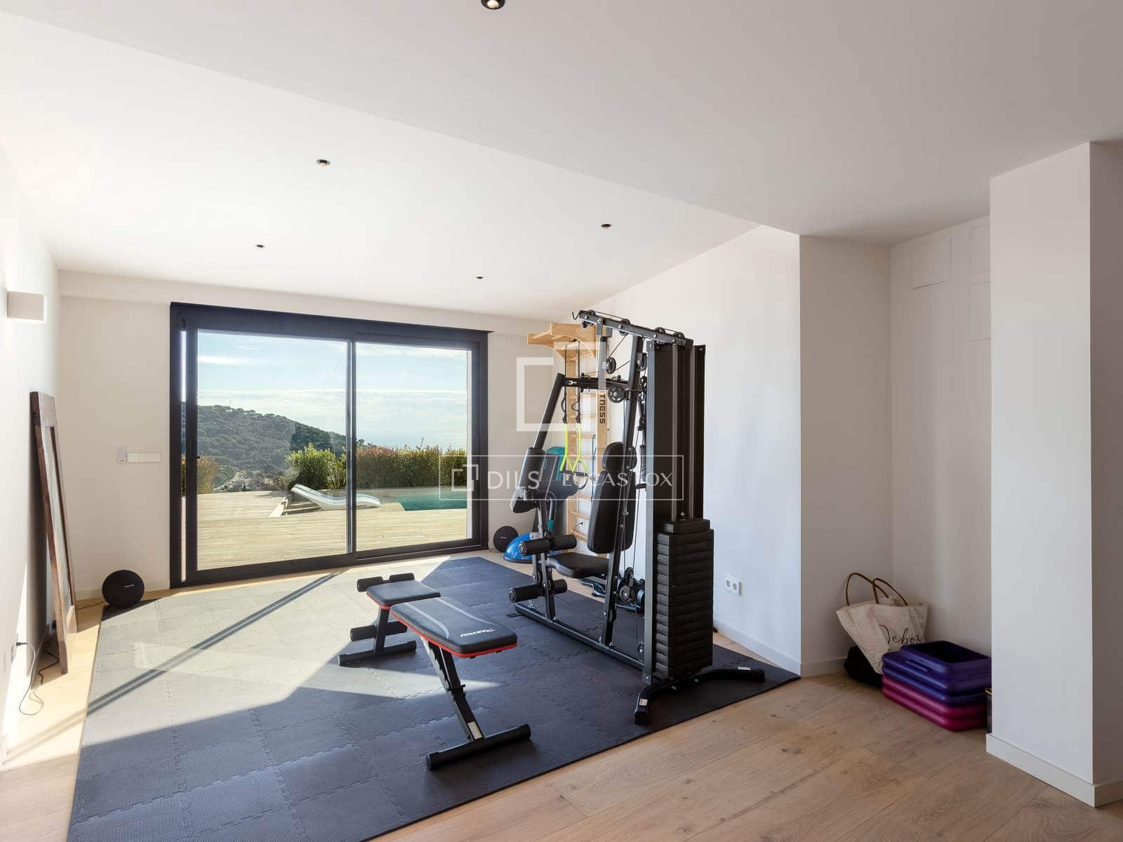 5 soveværelse Villa til salg i Cabrils med swimmingpool garage - € 3.900.000 (Ref: 9628372)