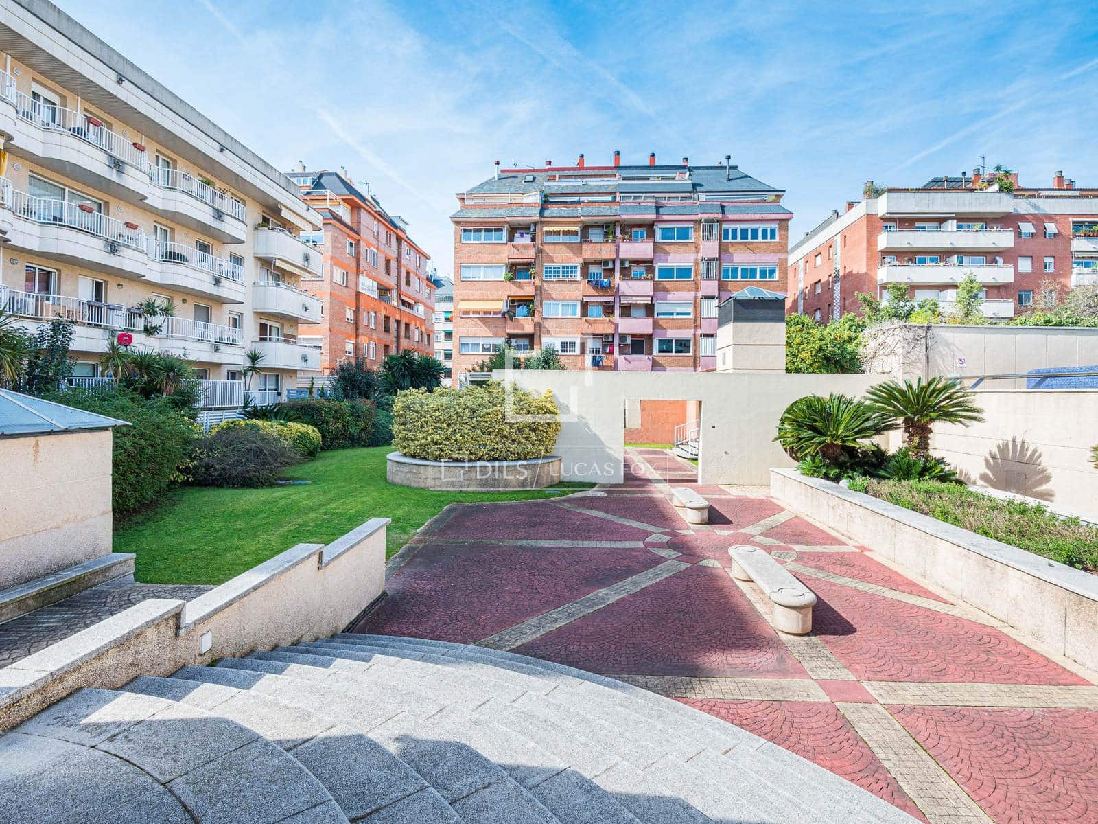 2 soveværelse Lejlighed til salg i Sant Cugat del Valles med swimmingpool garage - € 560.000 (Ref: 9629232)