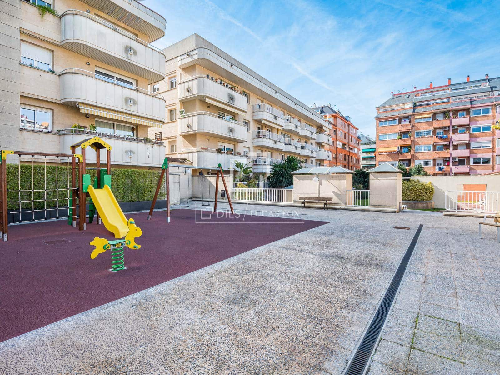 2 soveværelse Lejlighed til salg i Sant Cugat del Valles med swimmingpool garage - € 560.000 (Ref: 9629232)