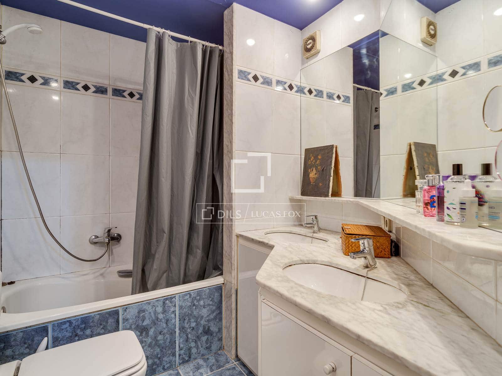 3 slaapkamer Appartement te koop in Barcelona stad met garage - € 795.000 (Ref: 9629233)