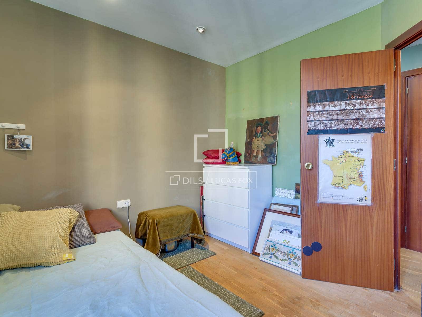 3 slaapkamer Appartement te koop in Barcelona stad met garage - € 795.000 (Ref: 9629233)