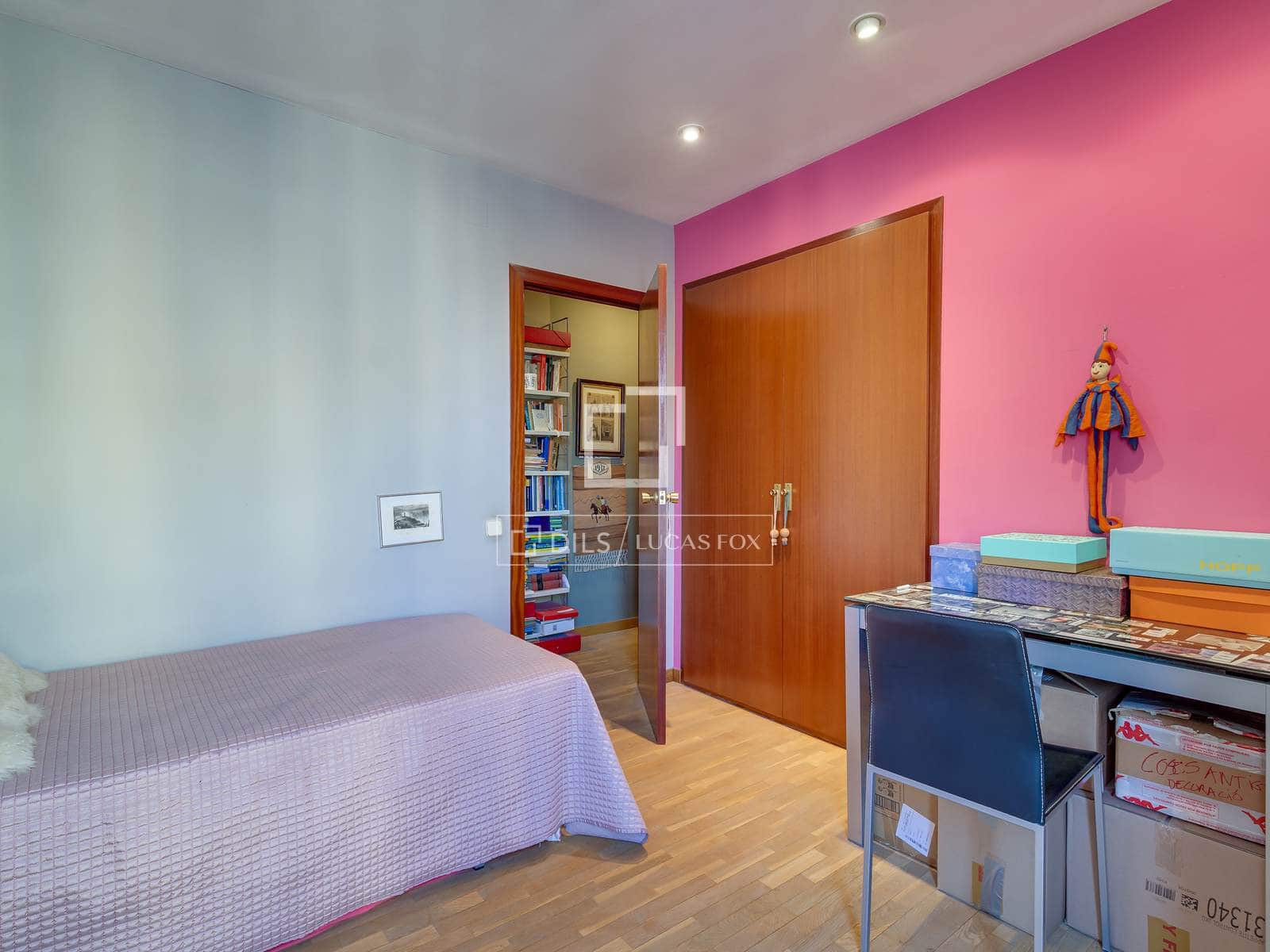 3 slaapkamer Appartement te koop in Barcelona stad met garage - € 795.000 (Ref: 9629233)