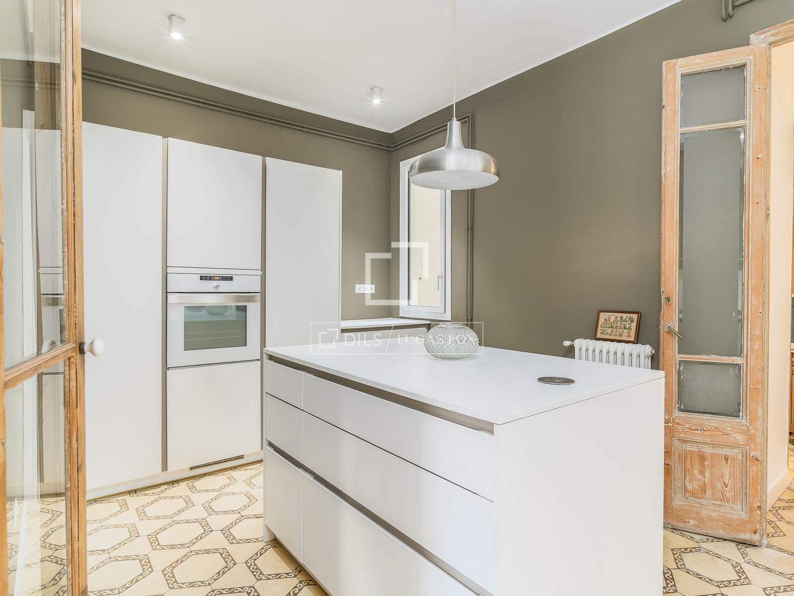 1 slaapkamer Appartement te koop in Barcelona stad - € 615.000 (Ref: 9630543)