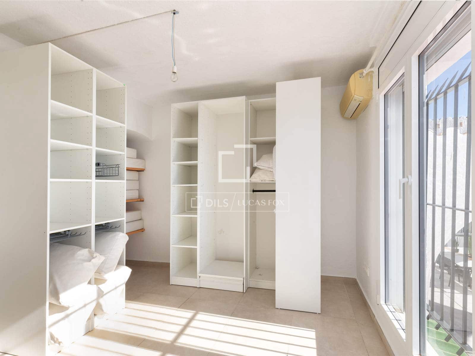 6 bedroom Villa for sale in Roses with pool garage - € 2,490,000 (Ref: 9630544)