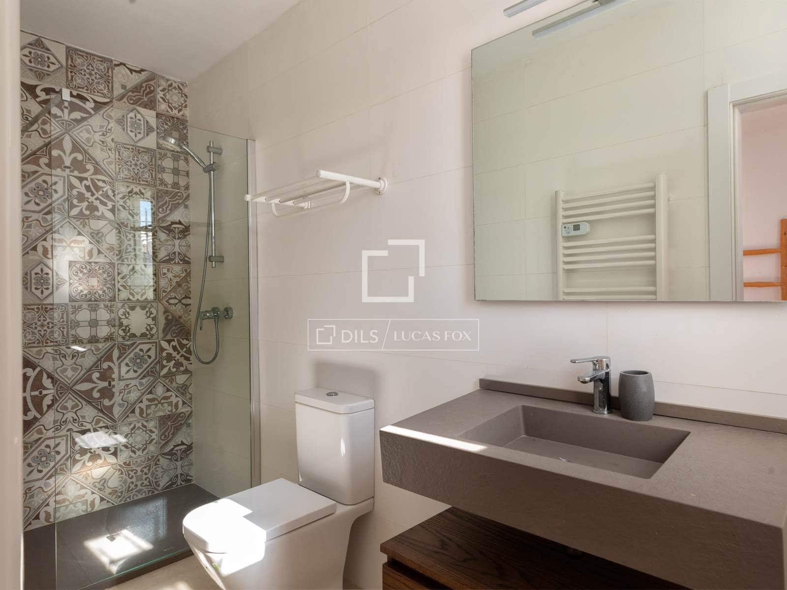 6 bedroom Villa for sale in Roses with pool garage - € 2,490,000 (Ref: 9630544)