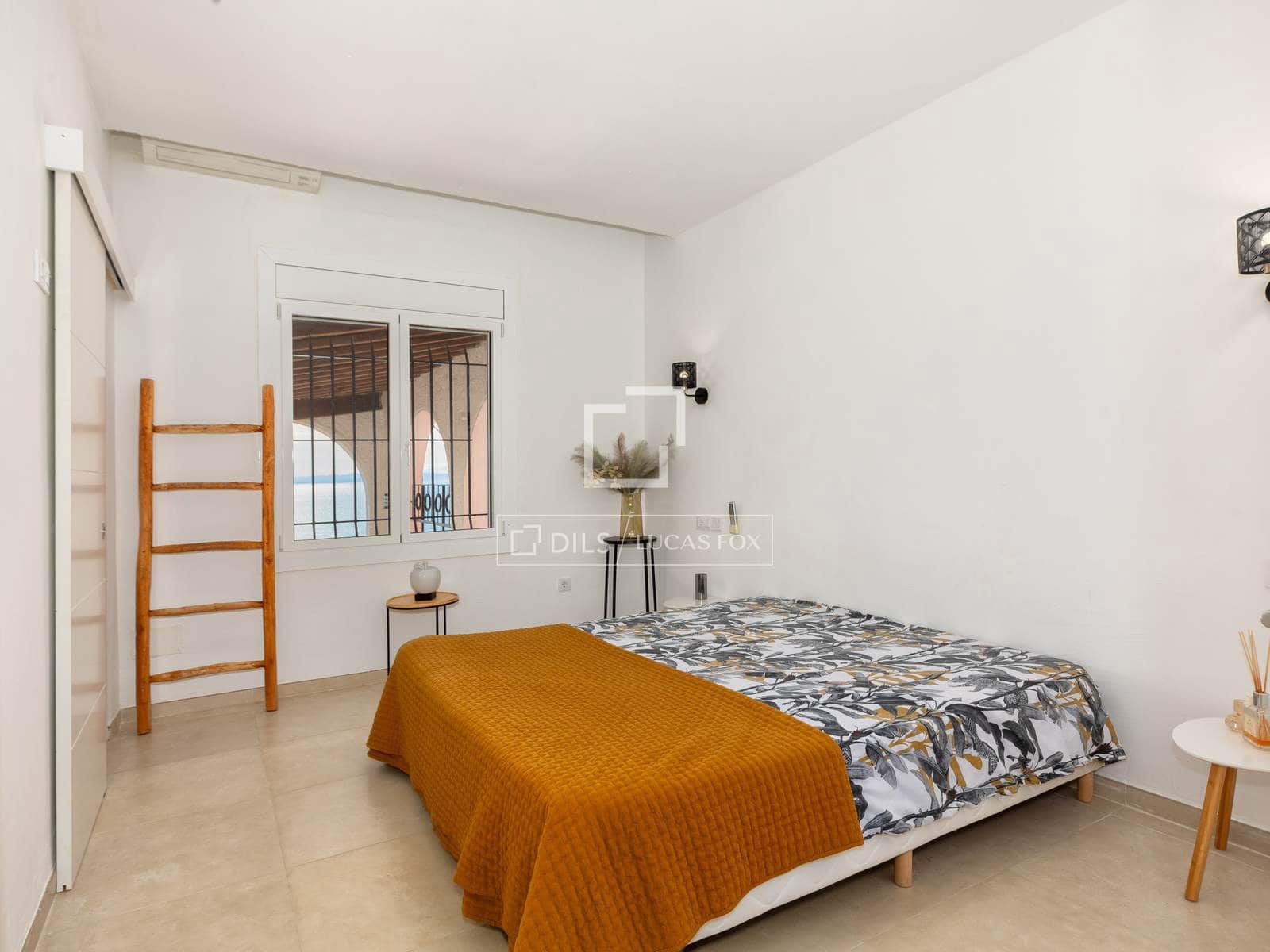 6 bedroom Villa for sale in Roses with pool garage - € 2,490,000 (Ref: 9630544)