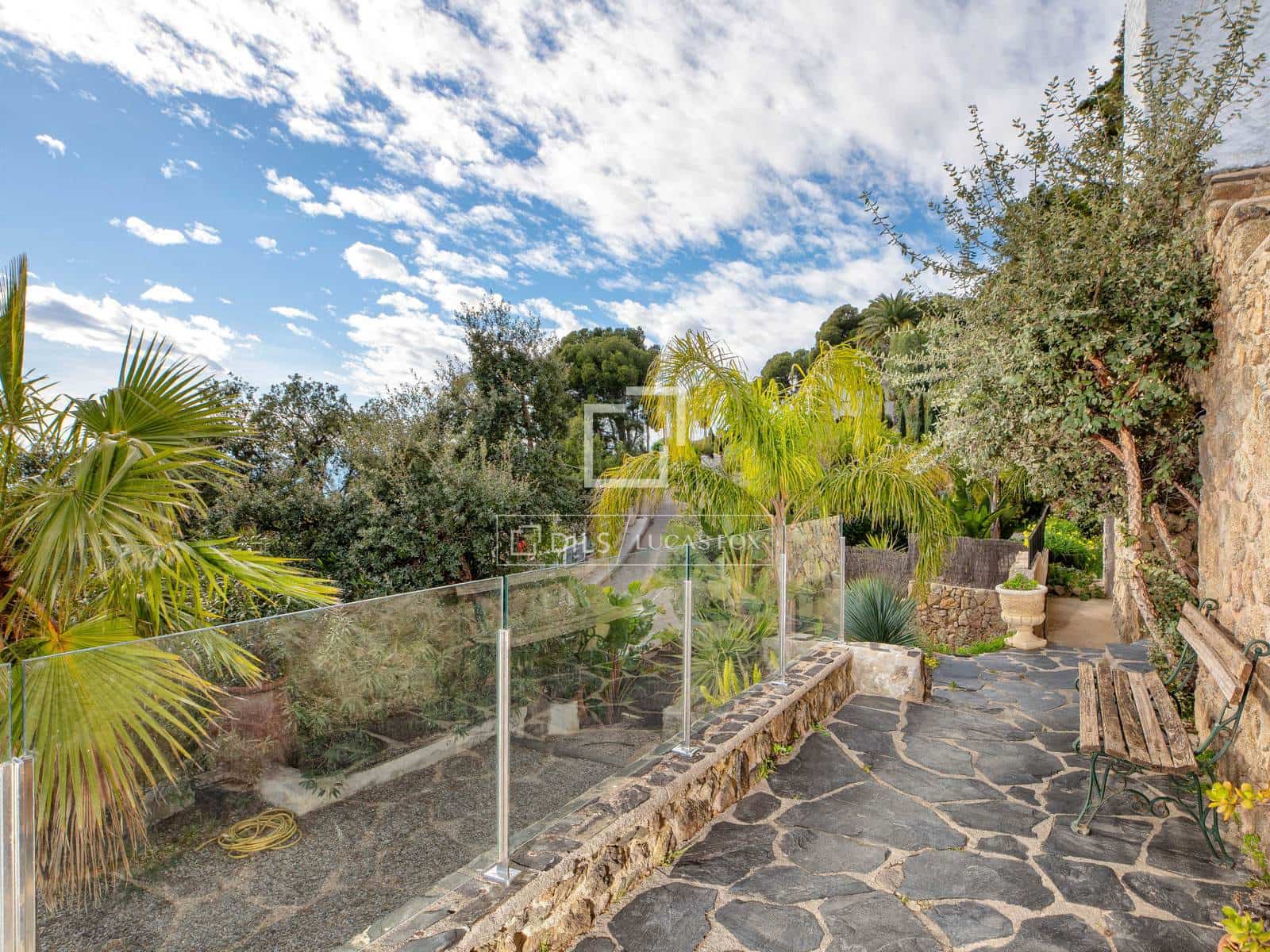 6 bedroom Villa for sale in Roses with pool garage - € 2,490,000 (Ref: 9630544)