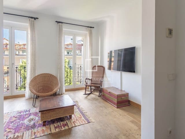 2 soveværelse Lejlighed til leje i Madrid by - € 2.500 (Ref: 9630545)