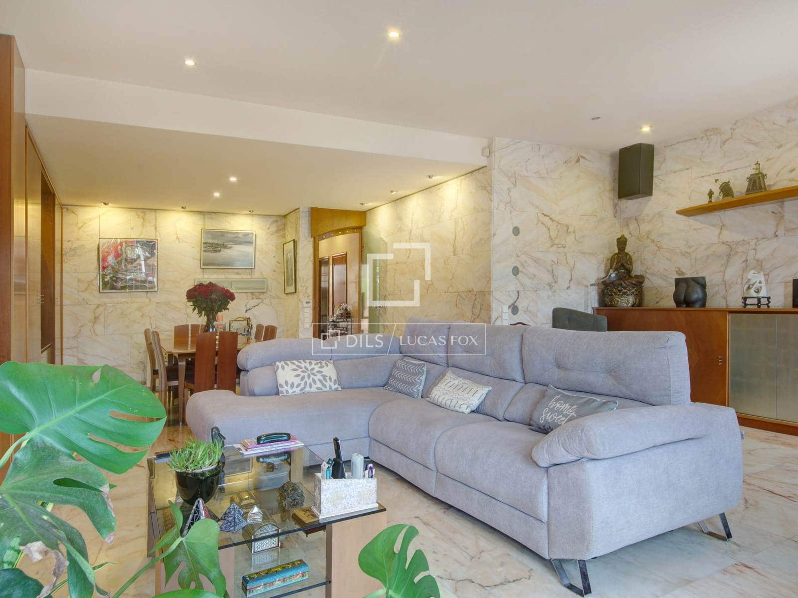 4 chambre Villa/Maison à vendre à Sant Just Desvern avec piscine garage - 1 290 000 € (Ref: 9630547)